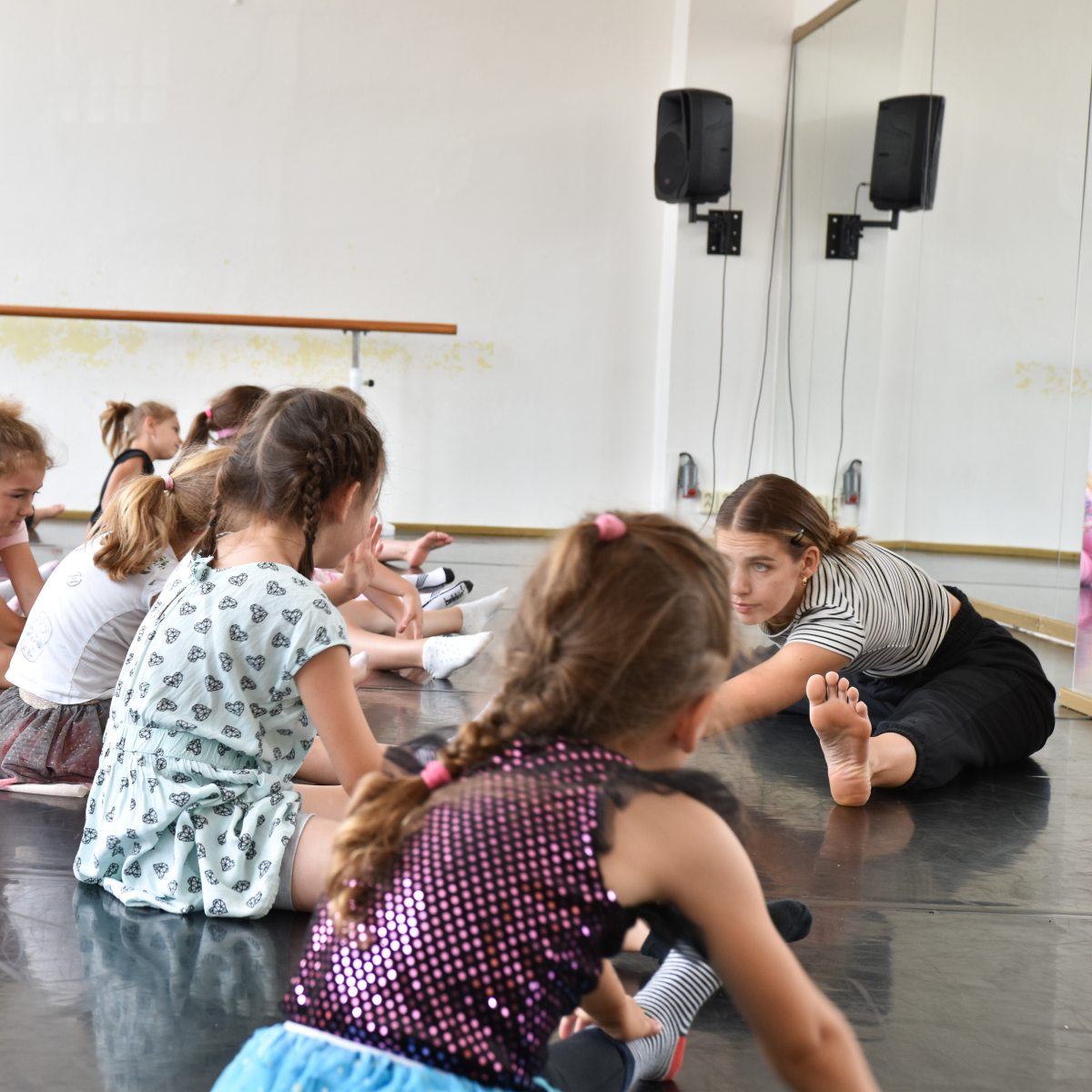 Tanečn&iacute; lekce pro děti i dospěl&eacute; v Praze, Pardubic&iacute;ch a Chrudimi - InDance