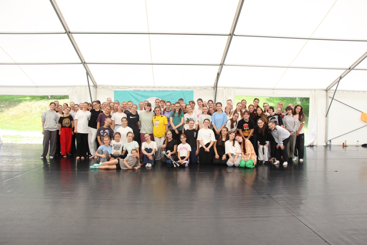 Tanečn&iacute; lekce pro děti i dospěl&eacute; v Praze, Pardubic&iacute;ch a Chrudimi - InDance